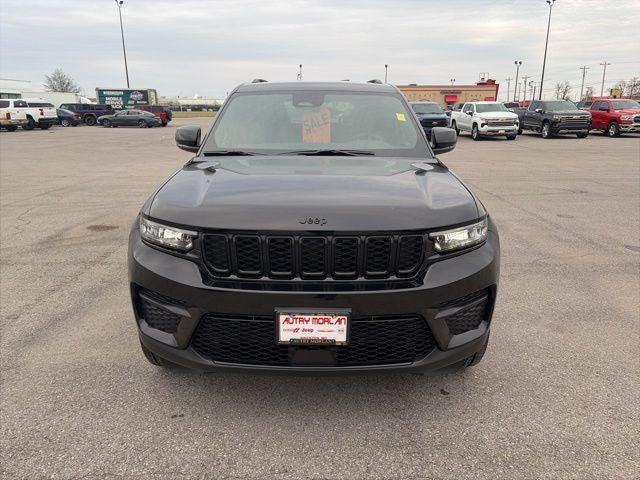 2025 Jeep Grand Cherokee Altitude X 4x4