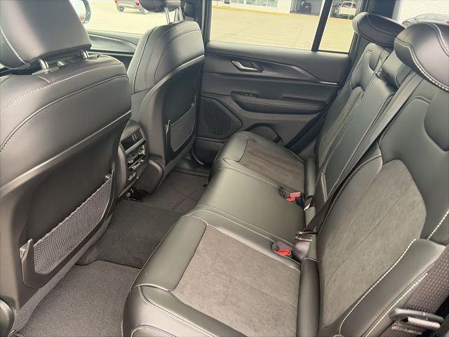 2025 Jeep Grand Cherokee Altitude X 4x4