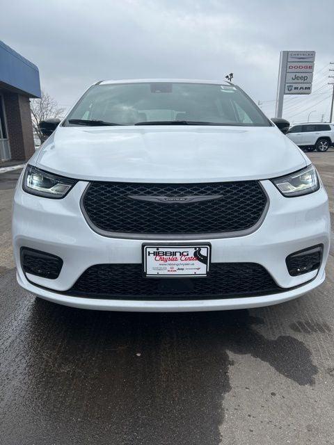 2026 Chrysler Pacifica PACIFICA SELECT AWD