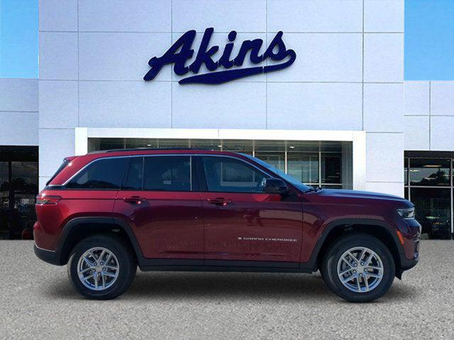 2025 Jeep Grand Cherokee GRAND CHEROKEE LAREDO X 4X2