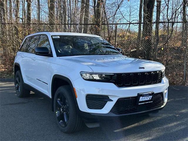 2025 Jeep Grand Cherokee GRAND CHEROKEE ALTITUDE X 4X4
