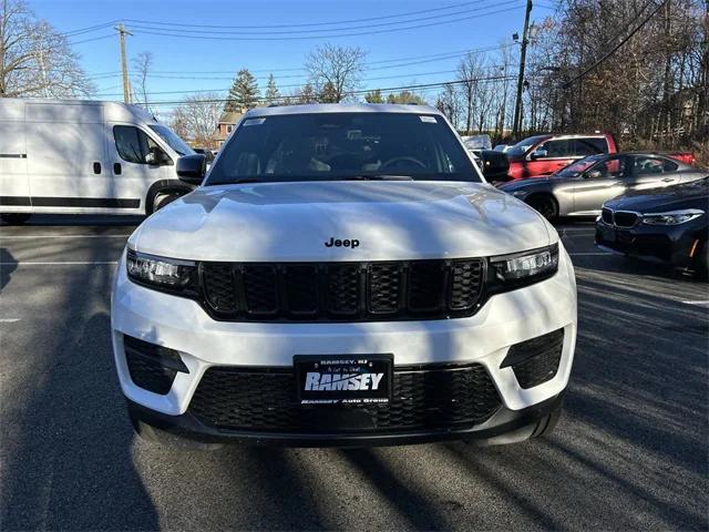 2025 Jeep Grand Cherokee GRAND CHEROKEE ALTITUDE X 4X4