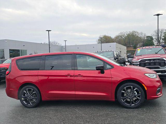 2026 Chrysler Pacifica PACIFICA SELECT