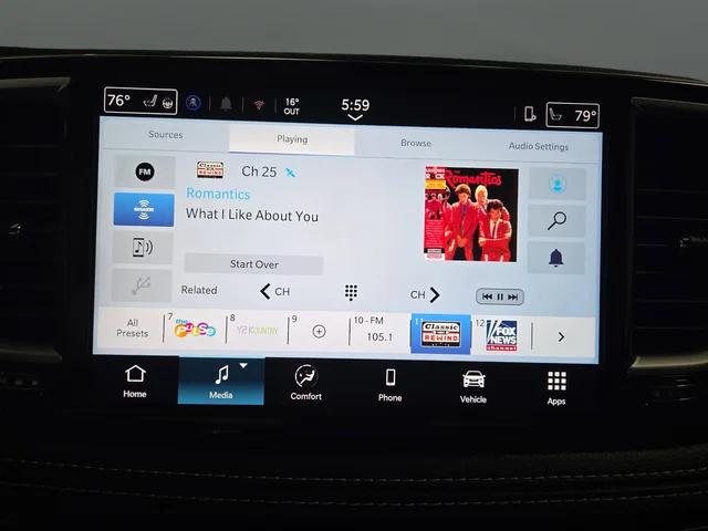 2026 Chrysler Pacifica Select