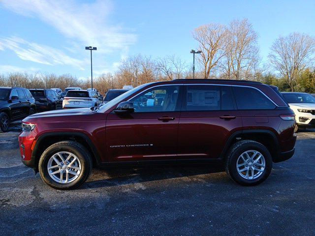 2025 Jeep Grand Cherokee GRAND CHEROKEE LAREDO X 4X4