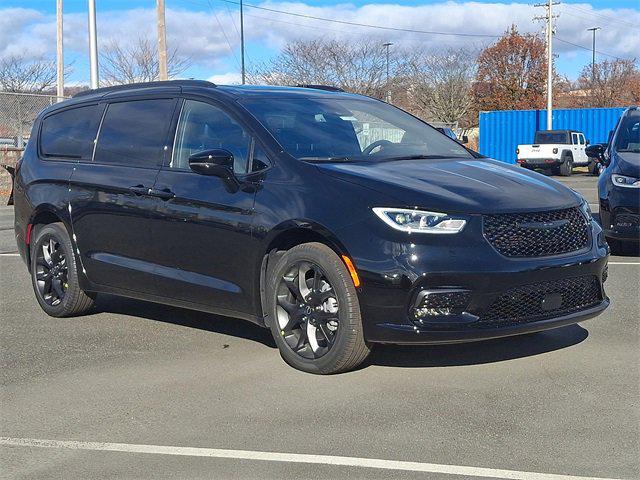 2026 Chrysler Pacifica PACIFICA LIMITED AWD