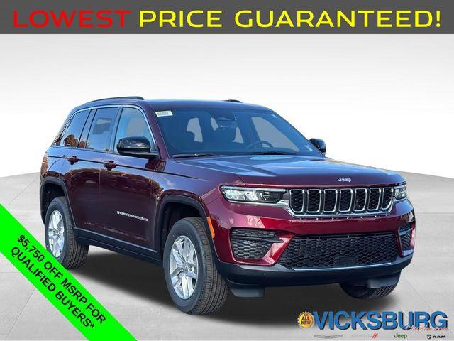 2025 Jeep Grand Cherokee GRAND CHEROKEE LAREDO X 4X4 2025 Jeep Grand Cherokee GRAND CHEROKEE LAREDO X 4X4