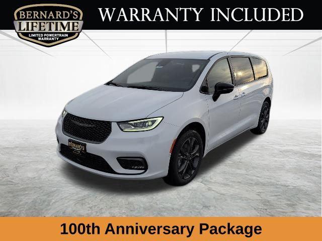 2026 Chrysler Pacifica PACIFICA SELECT AWD
