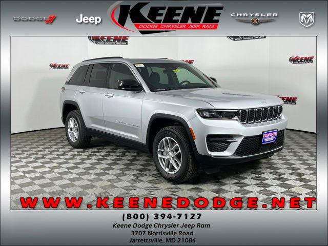 2025 Jeep Grand Cherokee GRAND CHEROKEE LAREDO X 4X4
