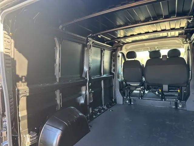 2026 Ram ProMaster Cargo Van Tradesman Low Roof 136" WB w/Pass Seat