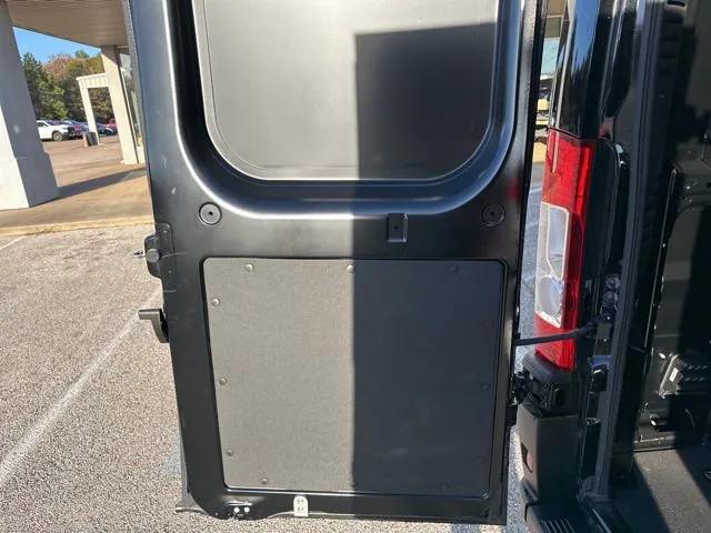 2026 Ram ProMaster Cargo Van Tradesman Low Roof 136" WB w/Pass Seat