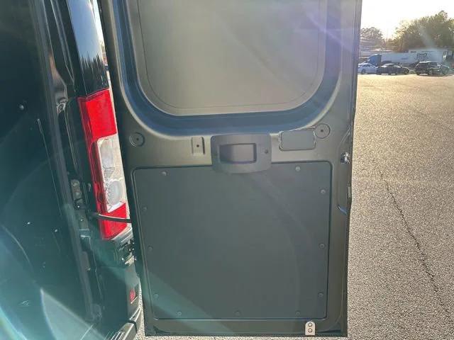 2026 Ram ProMaster Cargo Van Tradesman Low Roof 136" WB w/Pass Seat