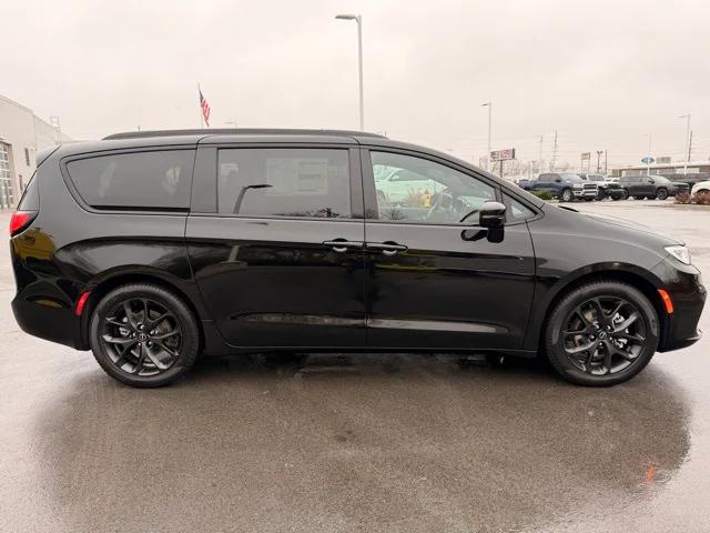 2026 Chrysler Pacifica PACIFICA LIMITED 2026 Chrysler Pacifica PACIFICA LIMITED