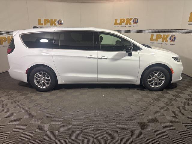 2026 Chrysler Pacifica PACIFICA SELECT 2026 Chrysler Pacifica PACIFICA SELECT