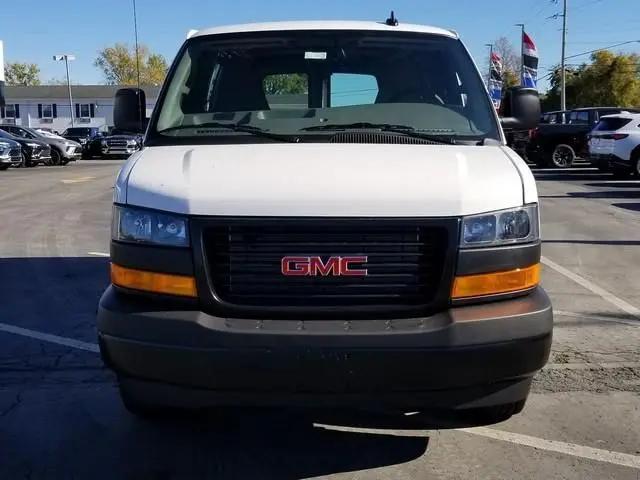 2025 GMC Savana Cargo RWD 2500 Regular Wheelbase Work Van
