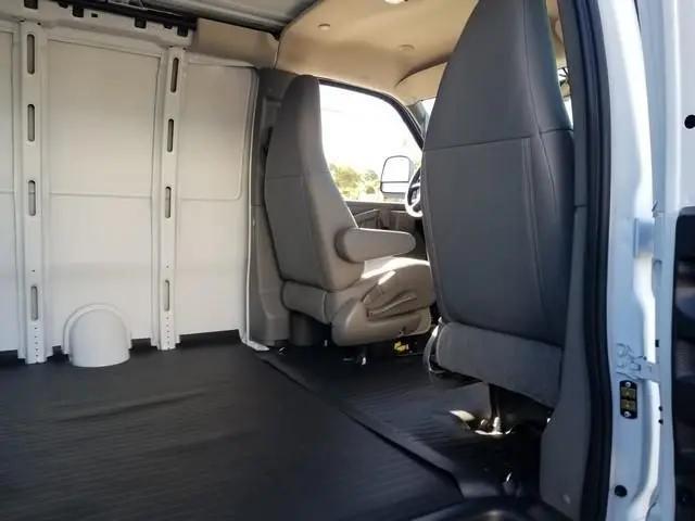 2025 GMC Savana Cargo RWD 2500 Regular Wheelbase Work Van