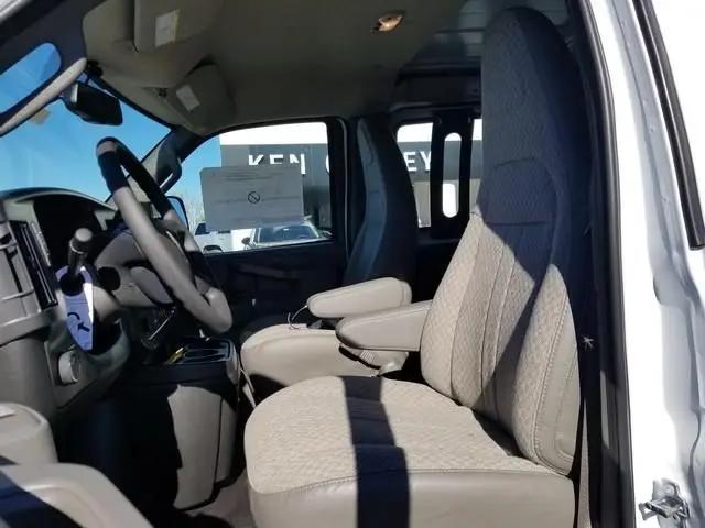 2025 GMC Savana Cargo RWD 2500 Regular Wheelbase Work Van