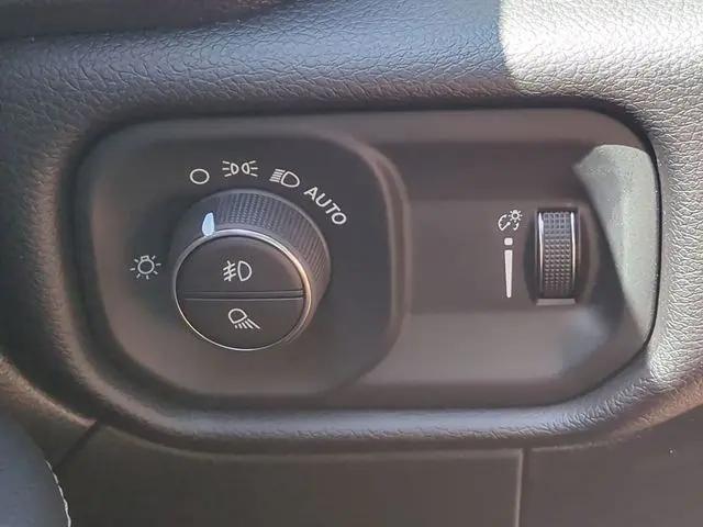 2026 Ram 5500 Tradesman/Big Horn