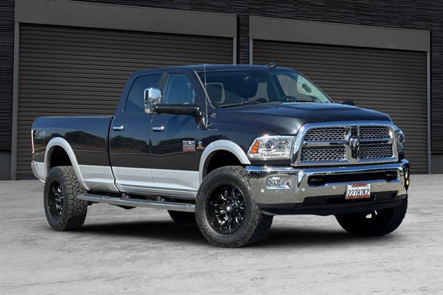 2018 RAM 2500 Laramie Crew Cab 4x4 8 Box 2018 RAM 2500 Laramie Crew Cab 4x4 8 Box