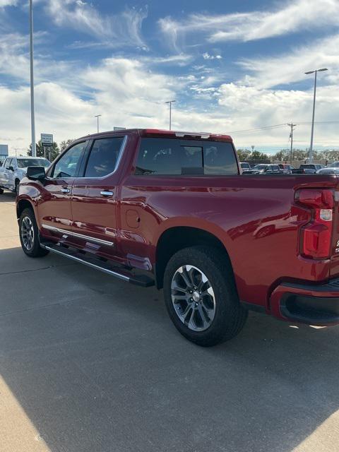 2025 Chevrolet Silverado 1500 4WD Crew Cab Standard Bed High Country