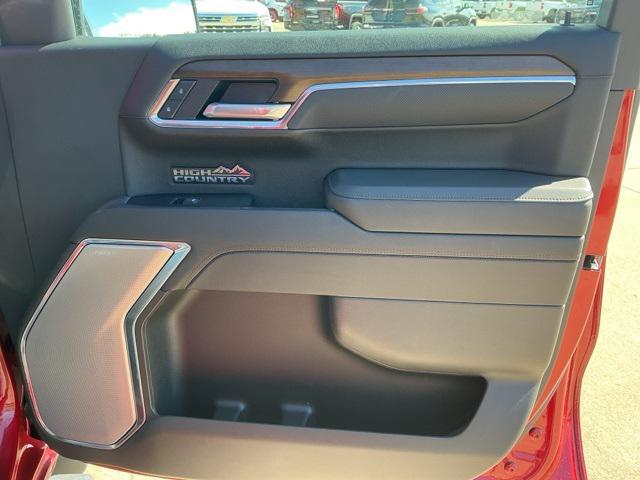 2025 Chevrolet Silverado 1500 4WD Crew Cab Standard Bed High Country