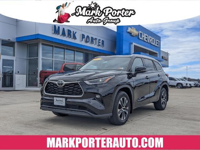 2022 Toyota Highlander XLE 2022 Toyota Highlander XLE