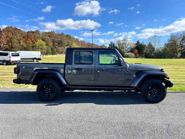 2022 Jeep Gladiator Sport S