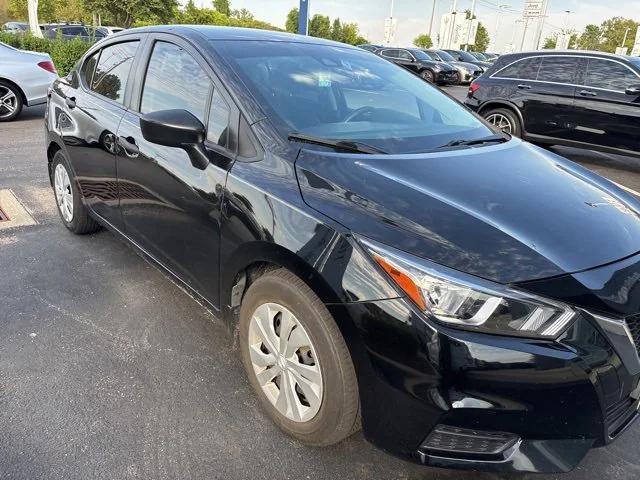 2020 Nissan Versa S Xtronic CVT