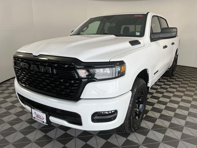 2025 RAM Ram 1500 RAM 1500 TRADESMAN CREW CAB 4X4 57 BOX