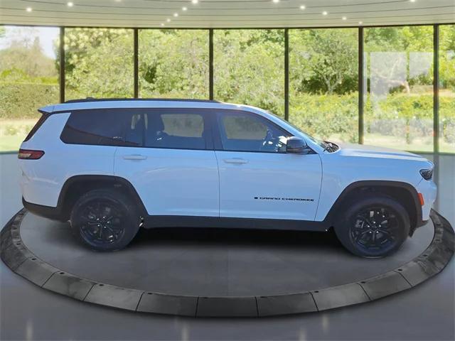 2024 Jeep Grand Cherokee L Altitude 4x4 2024 Jeep Grand Cherokee L Altitude 4x4