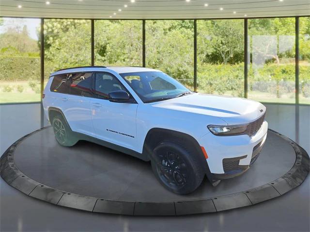 2024 Jeep Grand Cherokee L Altitude 4x4 2024 Jeep Grand Cherokee L Altitude 4x4