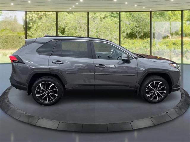 2022 Toyota RAV4 XLE 2022 Toyota RAV4 XLE