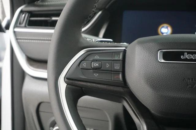 2025 Jeep Grand Cherokee Limited 4x2