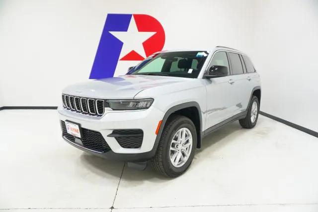 2025 Jeep Grand Cherokee Laredo X 4x2 for sale in Rio Grande City, TX