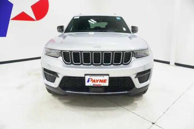 2025 Jeep Grand Cherokee Laredo X 4x2