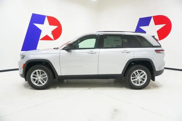 2025 Jeep Grand Cherokee Laredo X 4x2