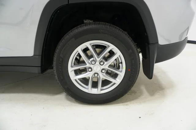 2025 Jeep Grand Cherokee Laredo X 4x2