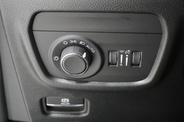 2025 Jeep Grand Cherokee Laredo X 4x2