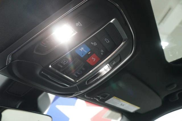 2025 Jeep Grand Cherokee Laredo X 4x2