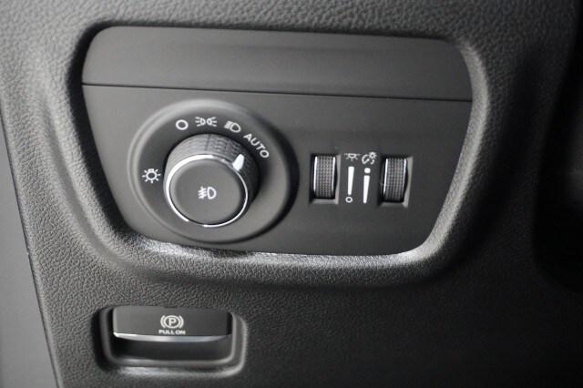 2025 Jeep Grand Cherokee Limited 4x2