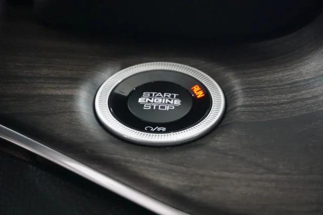 2025 Jeep Grand Cherokee Limited 4x2