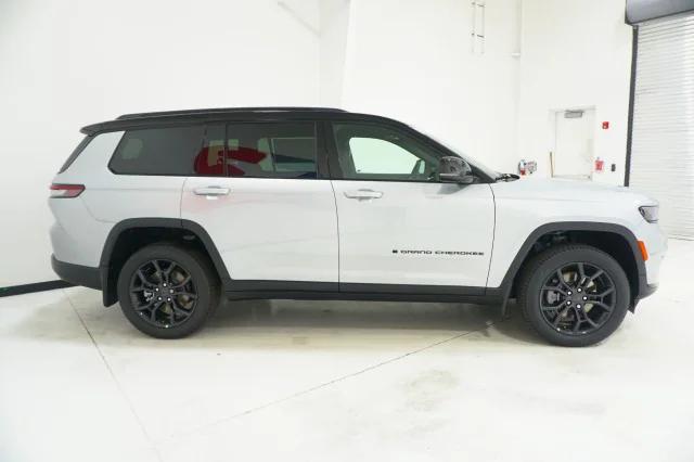 2025 Jeep Grand Cherokee Limited 4x4