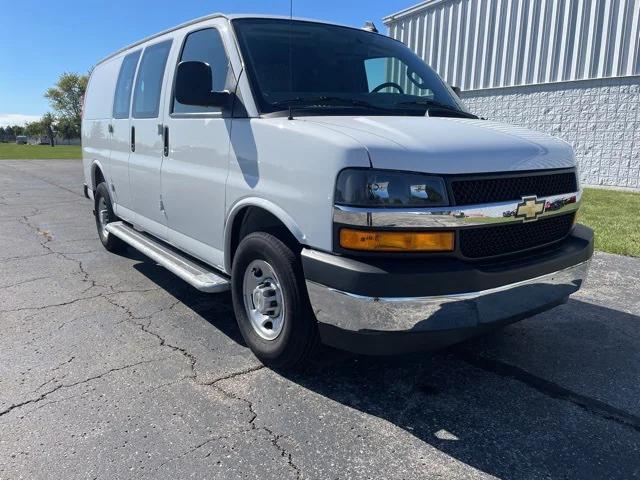 2024 Chevrolet Express Cargo RWD 2500 Regular Wheelbase WT 2024 Chevrolet Express Cargo RWD 2500 Regular Wheelbase WT