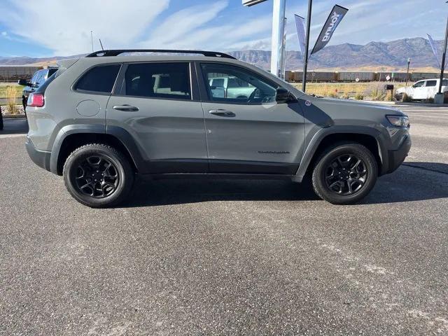 2022 Jeep Cherokee Trailhawk 4x4 2022 Jeep Cherokee Trailhawk 4x4