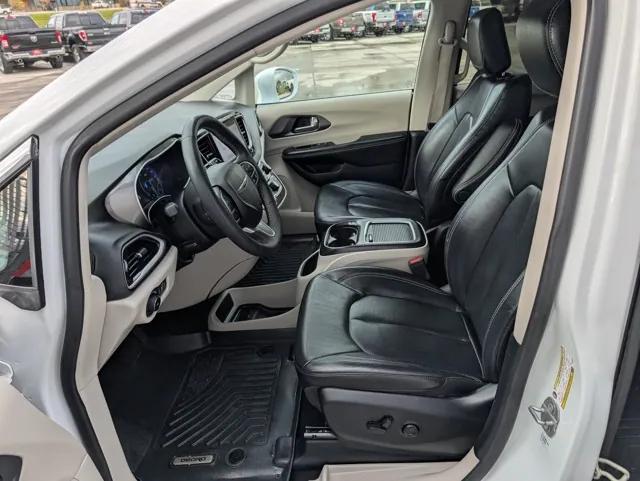 2022 Chrysler Pacifica Touring L 2022 Chrysler Pacifica Touring L