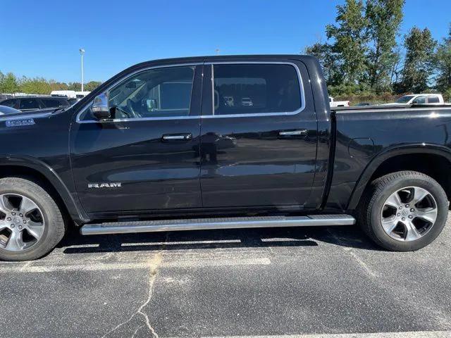 2019 RAM 1500 Laramie Crew Cab 4x4 57 Box