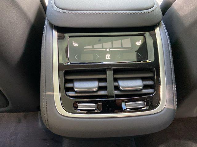 2026 Volvo XC90 B6 Ultra 7-Seater