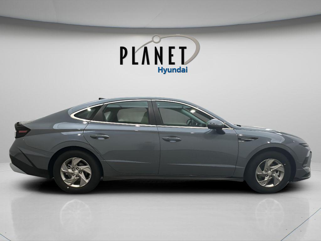 2026 Hyundai Sonata SE - Photo 8
