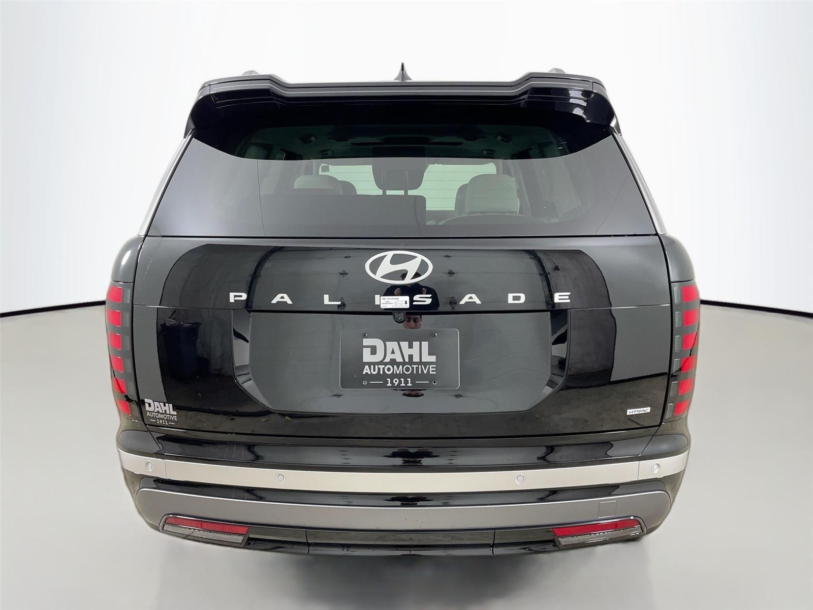 2026 Hyundai Palisade Limited - Photo 6