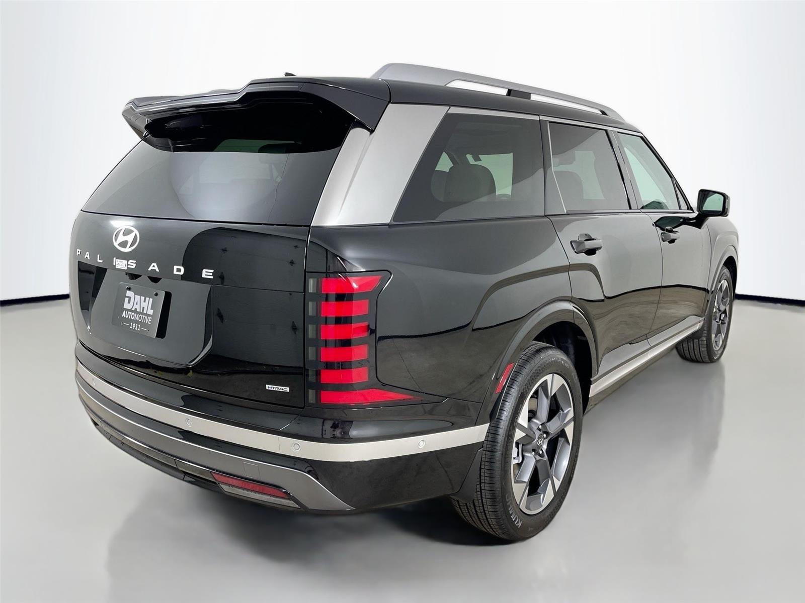 2026 Hyundai Palisade Limited - Photo 7